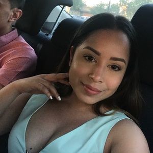 Meet your Posher, Yulie